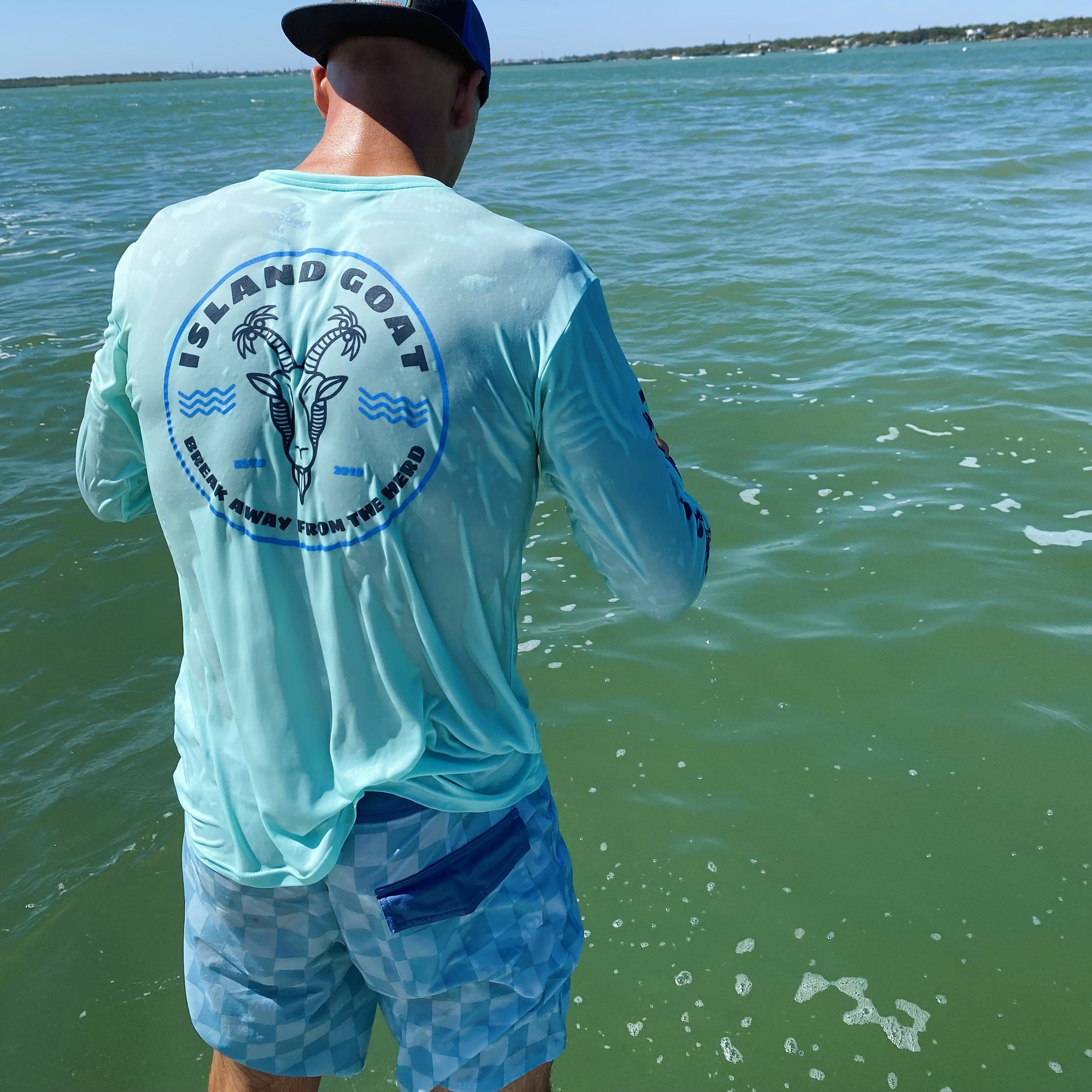 Take Er Easy | UPF 50+ Crew Neck Sun Shirt